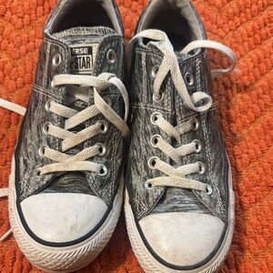 2/25 Converse Silver and Black Sneakers Classic Style
